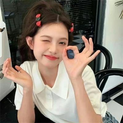 她在灯火阑珊处